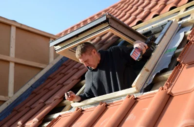 Pose de fenêtres de toit Velux à Cernon